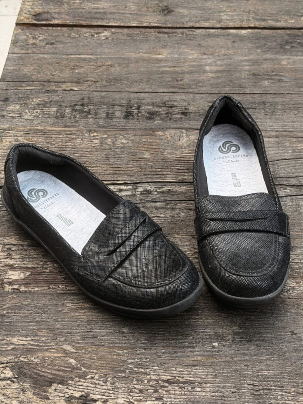 Clarks Womens Cloud Steppers Sillian Black Loafers U.S. Size 5.5 Cushion Sole